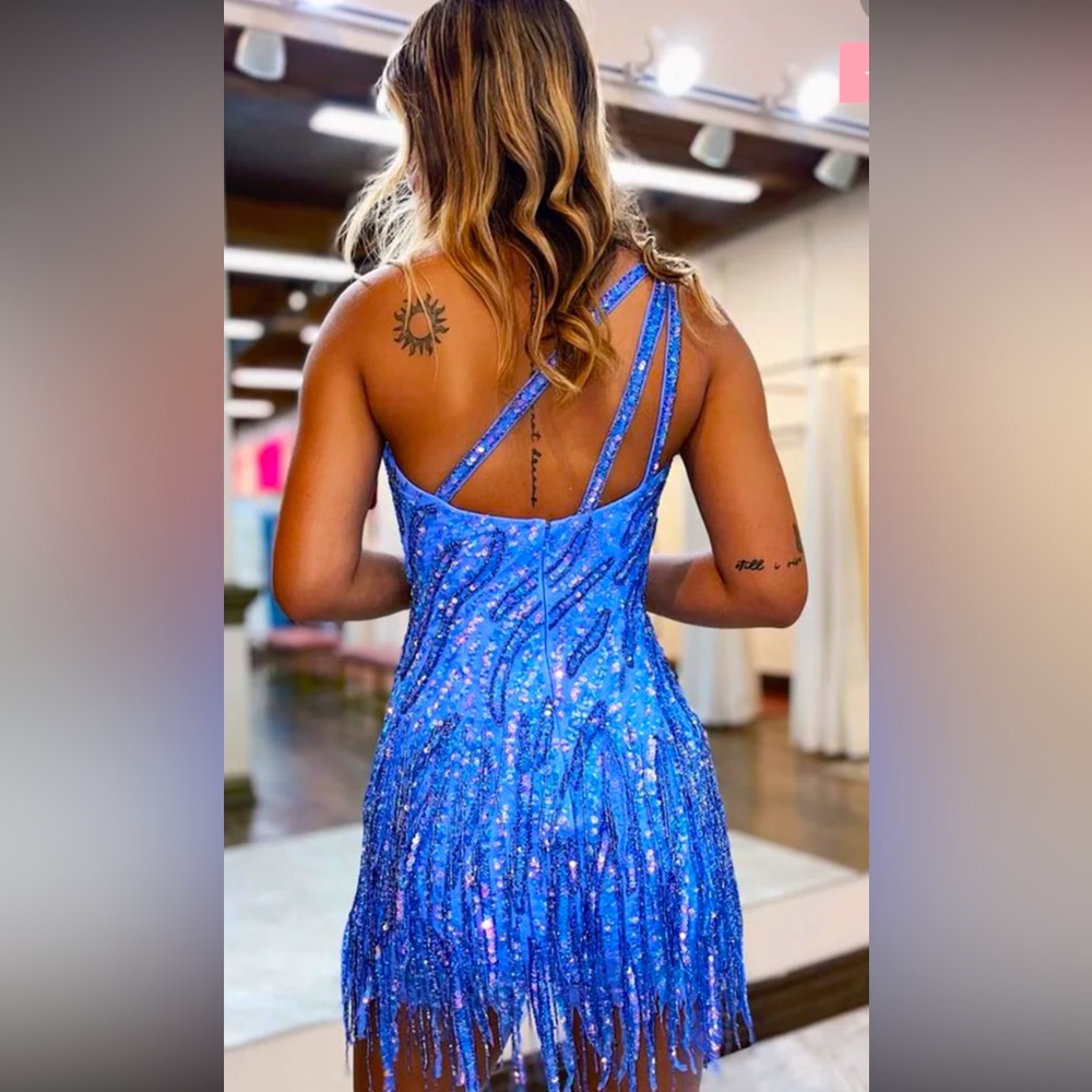 Size 4 homecoming dress